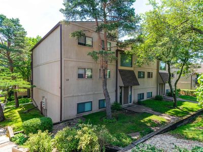 53 Oak Hill Colony APT 10, Fox Lake, IL, 60020