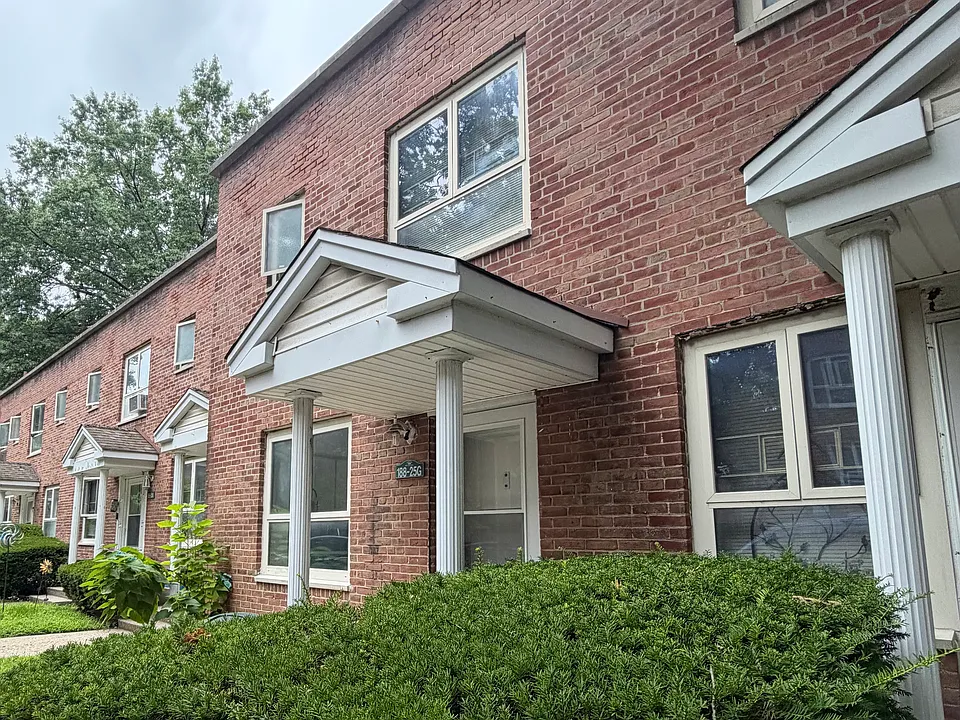 71st Cres