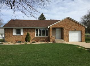 2114 Wacker Rd, Savanna, IL 61074