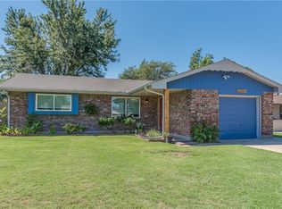 5724 NW 45th St, Warr Acres, OK 73122