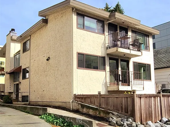 1742 NW 56th Street #201, Seattle, WA 98107