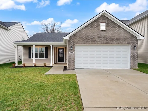 5009 Schaefer Ln, Floyds Knobs, IN 47119