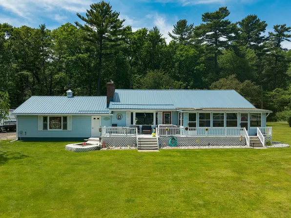 2345 Johnston Ave, Twin Lake, MI 49457