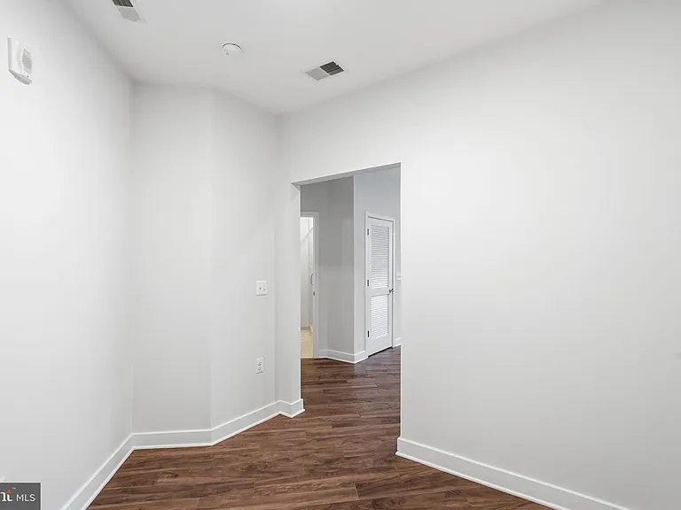 989 S Buchanan St #308 — Photo 4