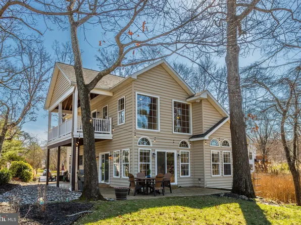 1022 Shore Acres Rd, Arnold, MD 21012