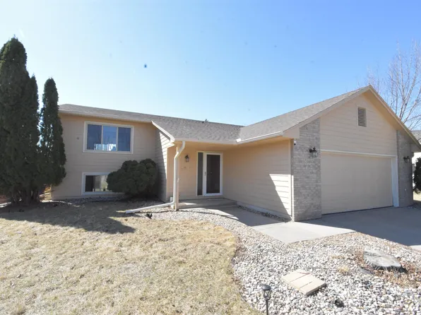 4601 E Hanna Cir, Sioux Falls, SD 57110
