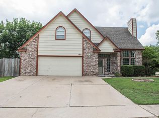 100 S Redbud Pl, Broken Arrow, OK 74012