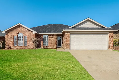 617 Saint Eric Dr Photo 1