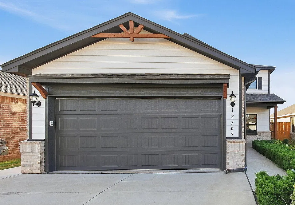 12705 Carrara Ln