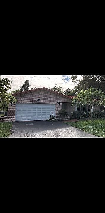 1st image of 7816 NW 41st St