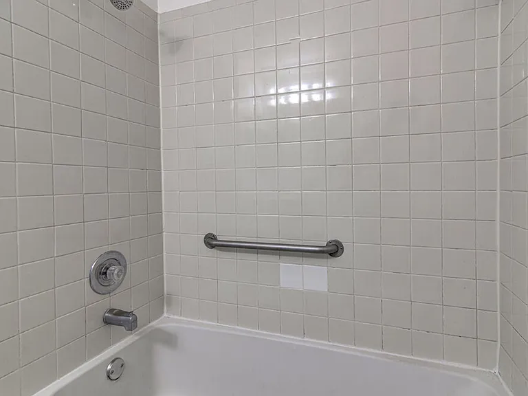8108 W Gate Blvd — Photo 12