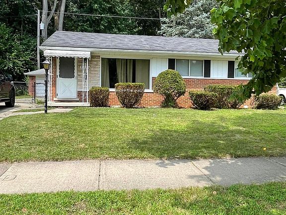 2nd image of 31624 Pembroke St