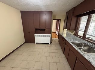 60 Fountain Ter, New Haven, CT 06515