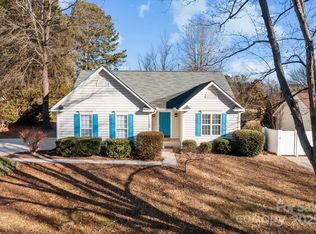 12503 Cumberland Crest Dr, Huntersville, NC 28078