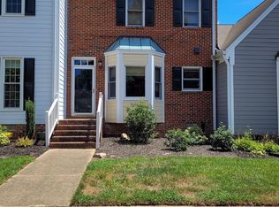 8444 Wycombe Ln, Raleigh, NC 27615