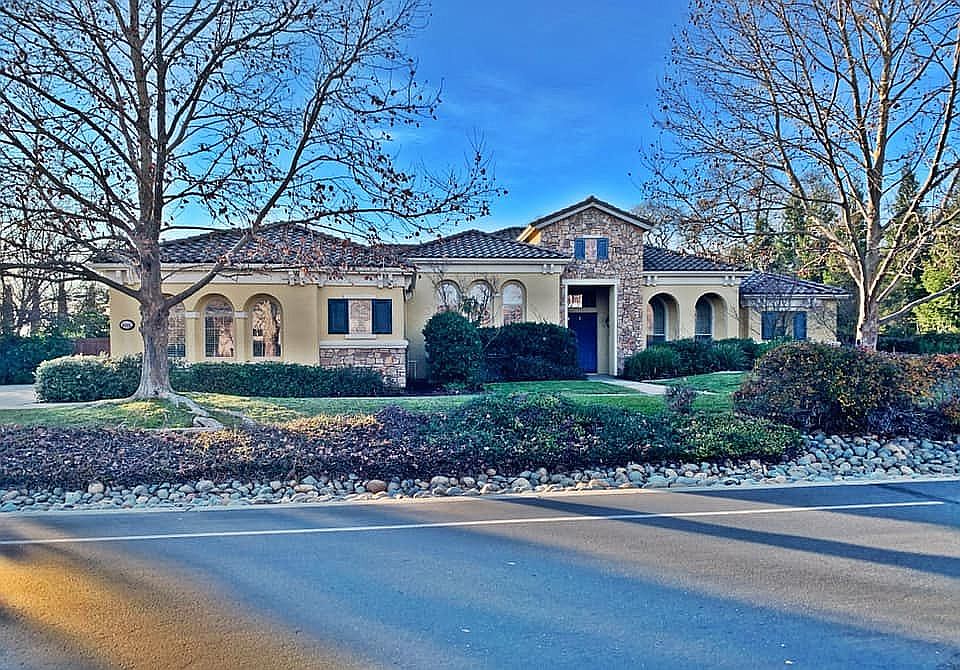 1st image of 9995 Kapalua Ln