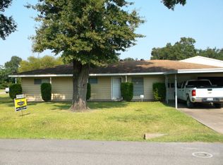 2510 Canal Ave, Nederland, TX 77627