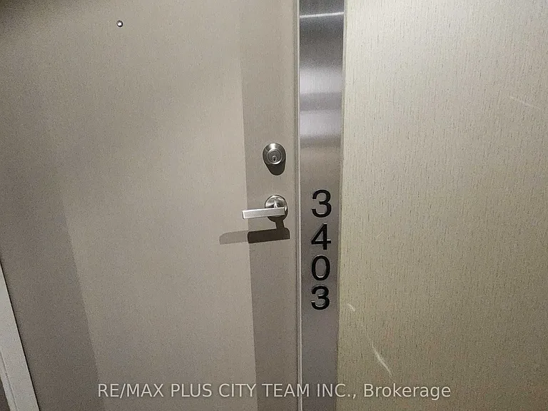88 Harbour St #3403 — Photo 9