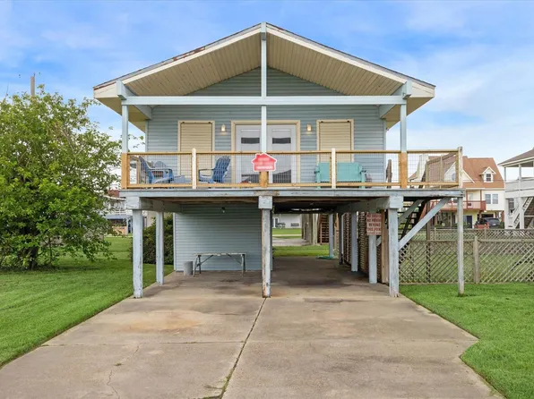 16526 Jean Lafitte Rd, Jamaica Beach, TX 77554