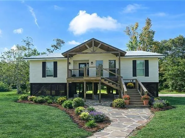 18236 Monga Dr, Covington, LA 70433