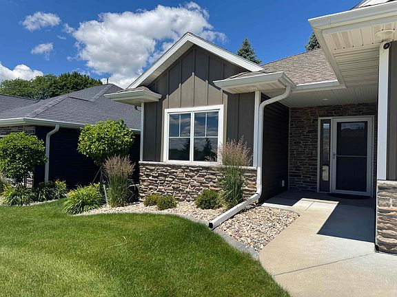 5th image of 3346 Stone Ridge Dr #13