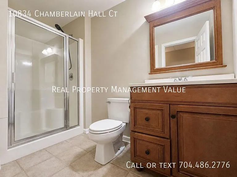 10834 Chamberlain Hall Ct — Photo 13