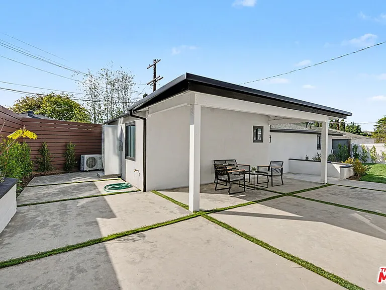 2831 Overland Ave — Photo 47