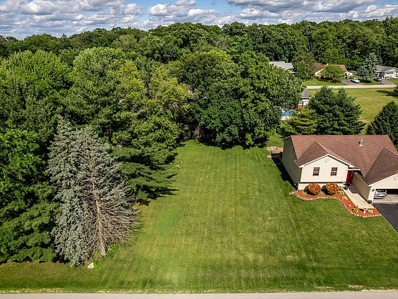 2nd image of 411 Staffordshire Dr NE
