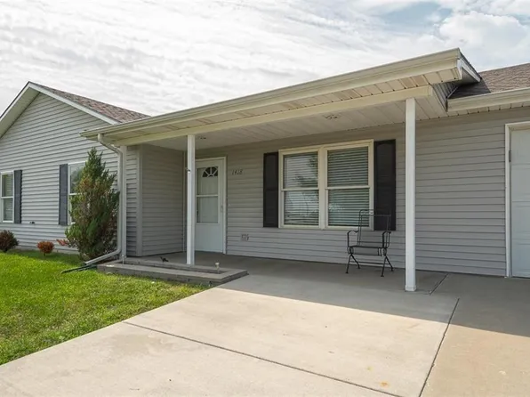 1418 N Sycamore St, Ottawa, KS 66067