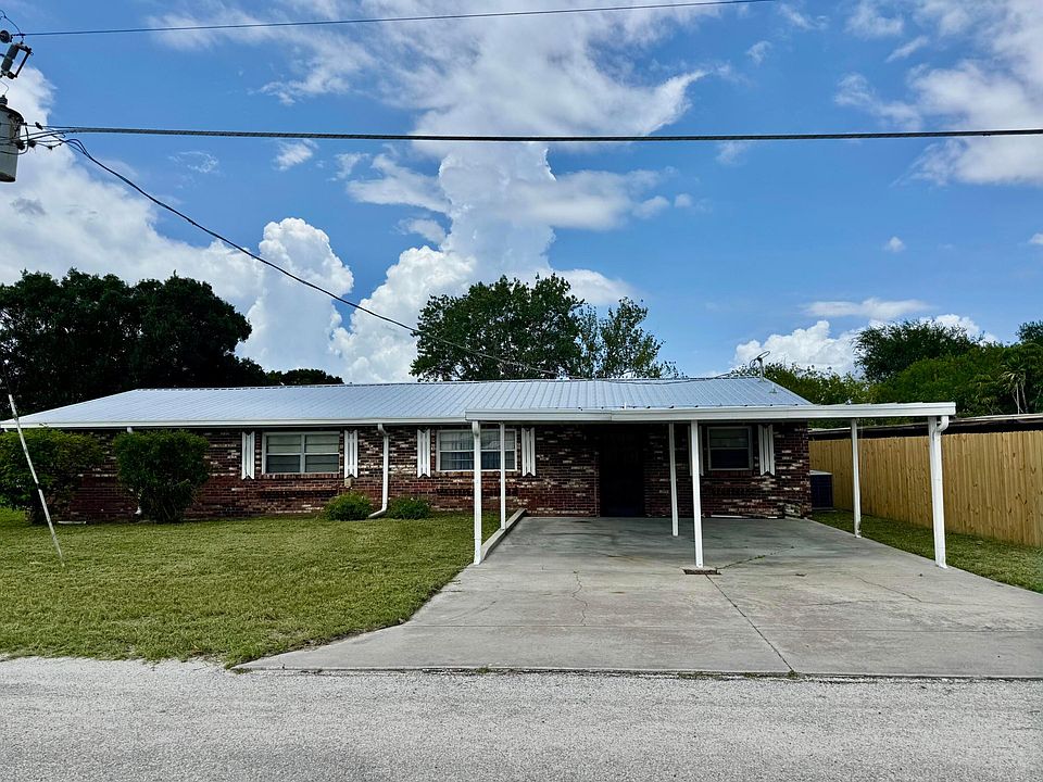 1st image of 1397 Lake Drive W