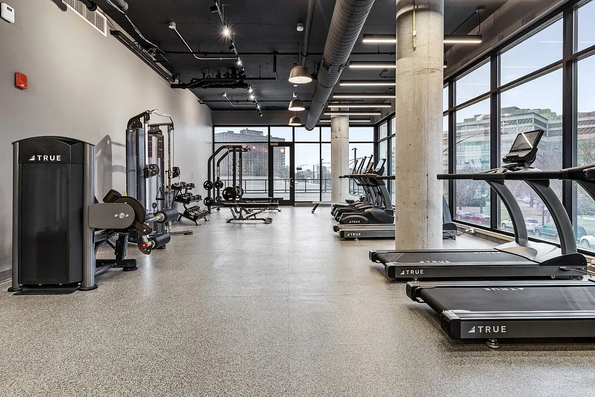 CADENCE APARTMENTS — Photo 4