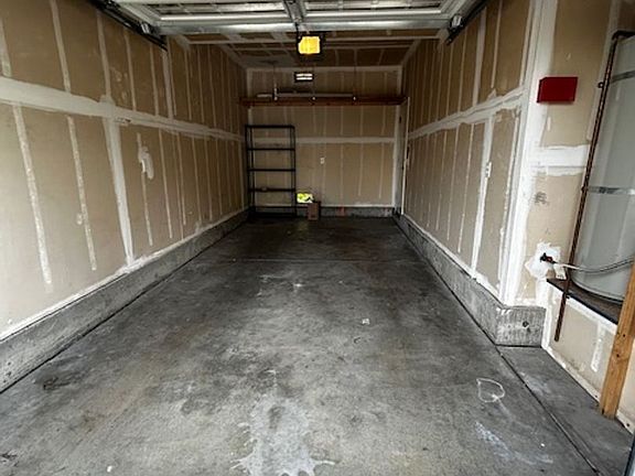 3rd image of 432 Matteri Cir