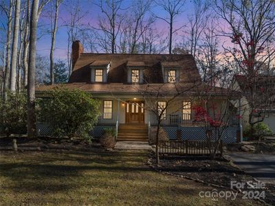 8 Indian Ridge Rd, Asheville, NC, 28803