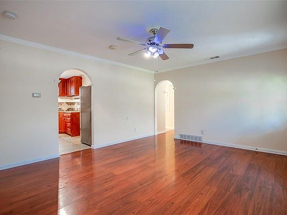 2nd image of 8704 Woodbrook Dr