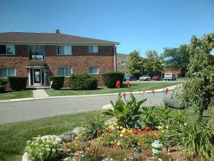 18662 VAN HORN RD Trenton MI Zillow