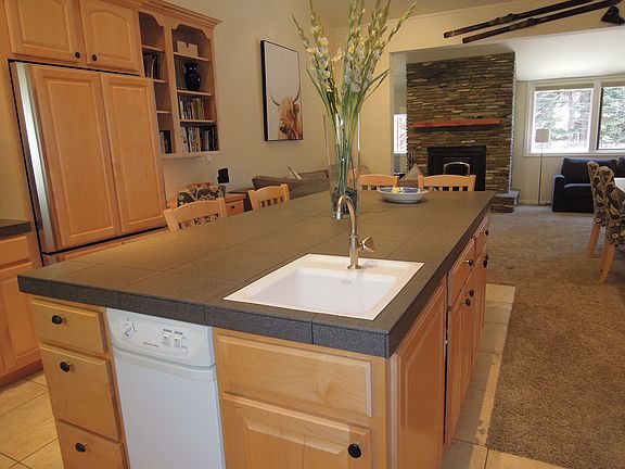 5th image of 145 Canyon Blvd #10