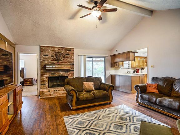 4th image of 8218 Autumn Willow Dr