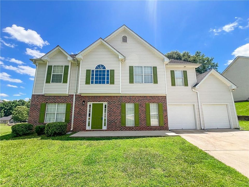 1st image of 140 Dearing Woods Way