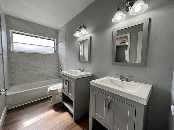 5th image of 3601 30th Ave N #30