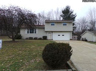 10156 Belmeadow Dr, Twinsburg, OH 44087