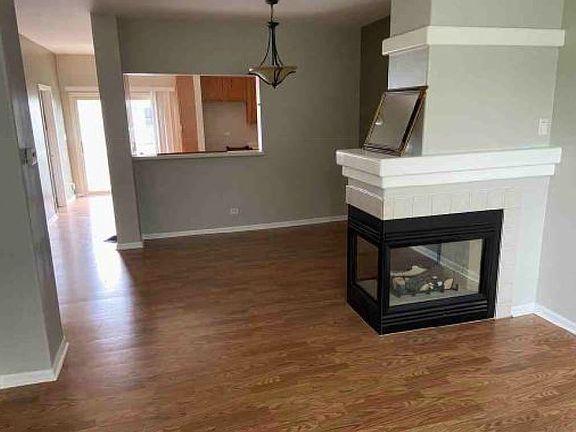 3rd image of 1726 Avalon Ct #12