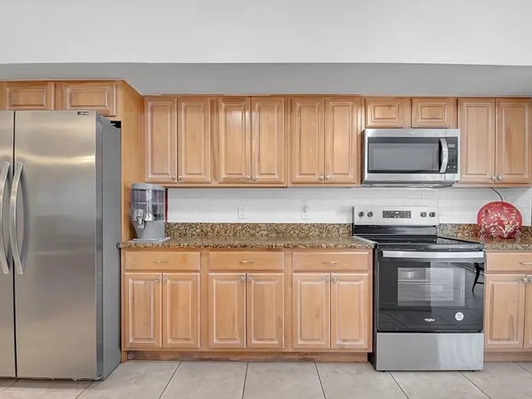 1849 E Crowley Cir — Photo 13