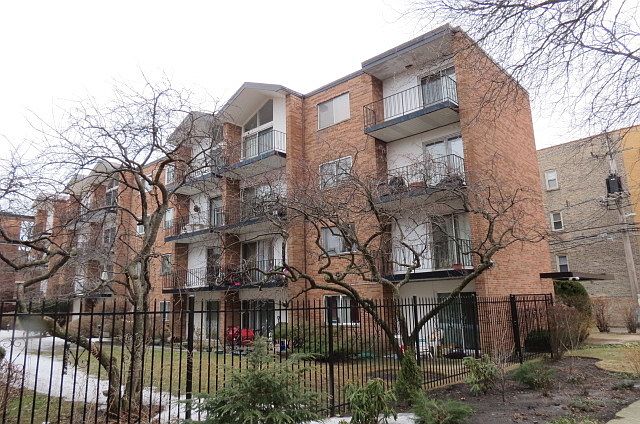 2nd image of 6961 N Oakley Ave APT 104