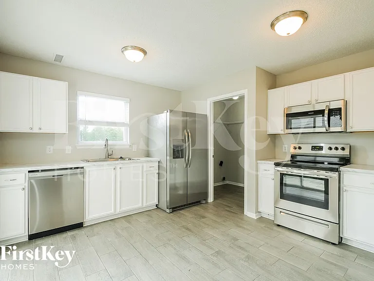 14455 Black Farm Dr — Photo 6