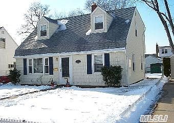1st image of 2332 Cedar St