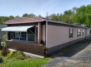 404 Richmond Rd, Imperial, PA 15126