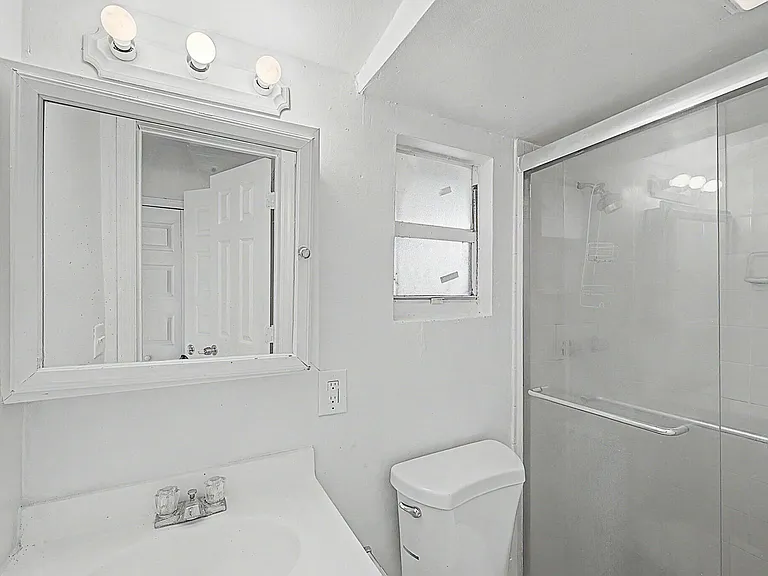 301 SE 21st Ave — Photo 30