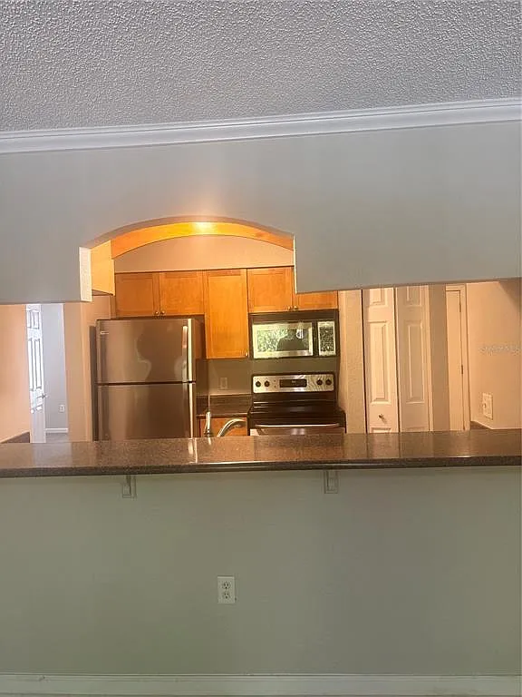 3 bed, 2.0 bath, 1155 sqft, $1,799 — Photo 4