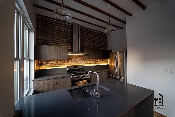 Rented by R.E.L Real Estate  | media 10