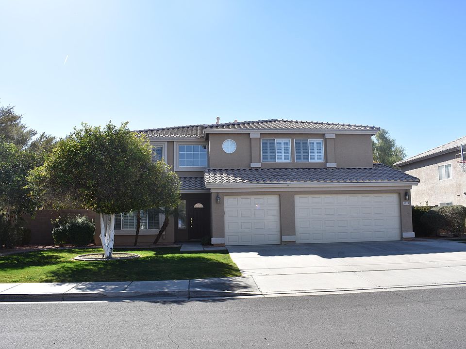 1st image of 3723 E Leah Ln